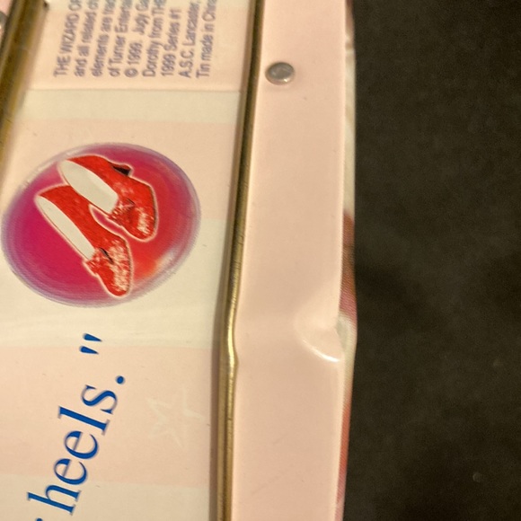 Vintage 1999 A.S.C. Tin - The Wizard of Oz Tin with Strap - Picture 6 of 9